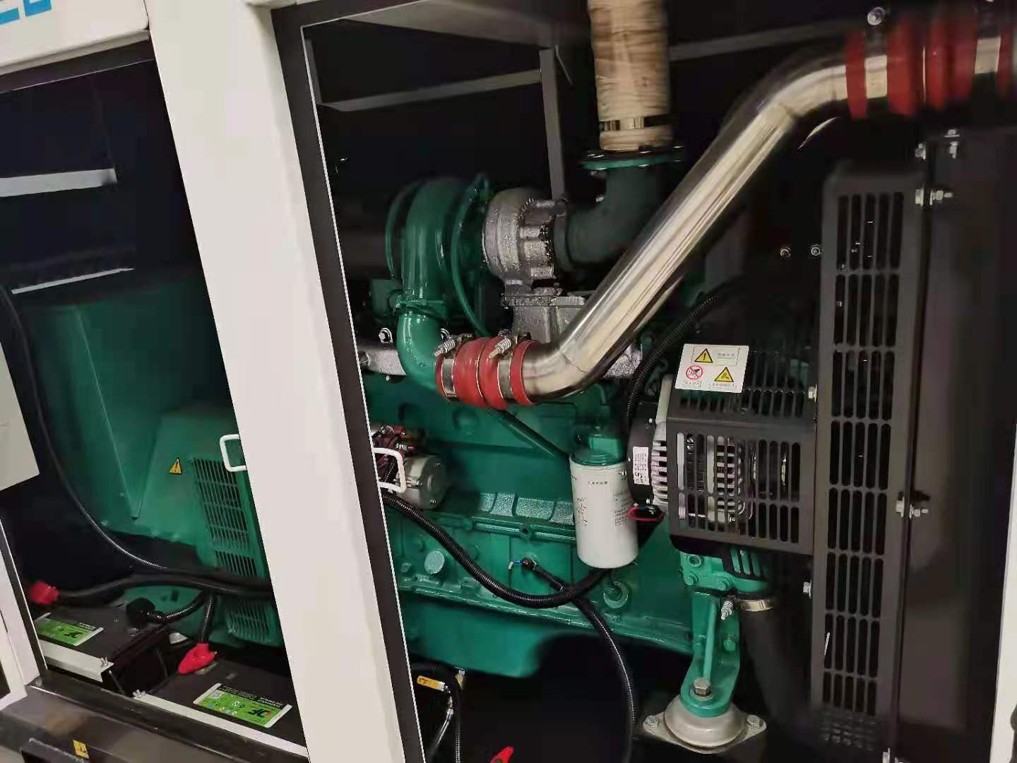 Máy phát điện Cummins 150kva